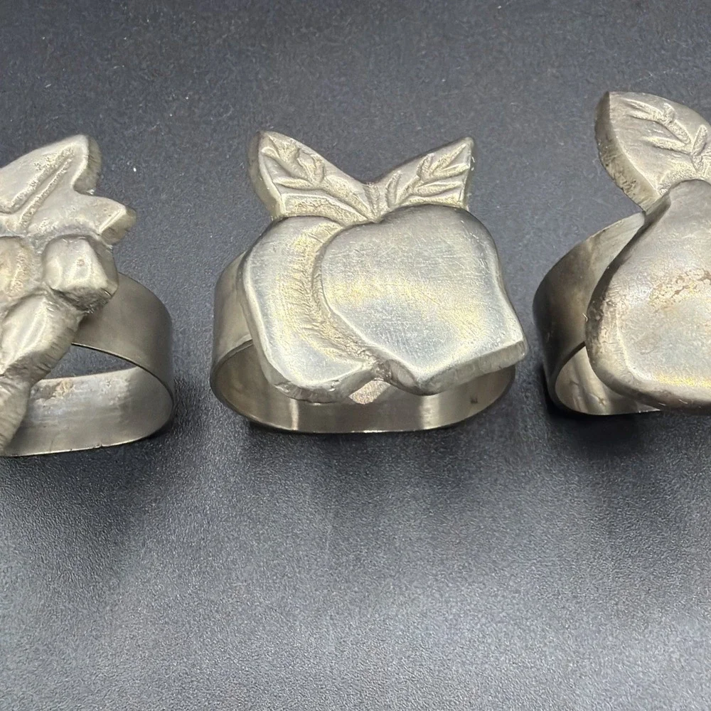 Vtg. Set of Four (4) Pewter Fruit Themed Napkin Rings-Apple-Grapes-Pear-Cherries